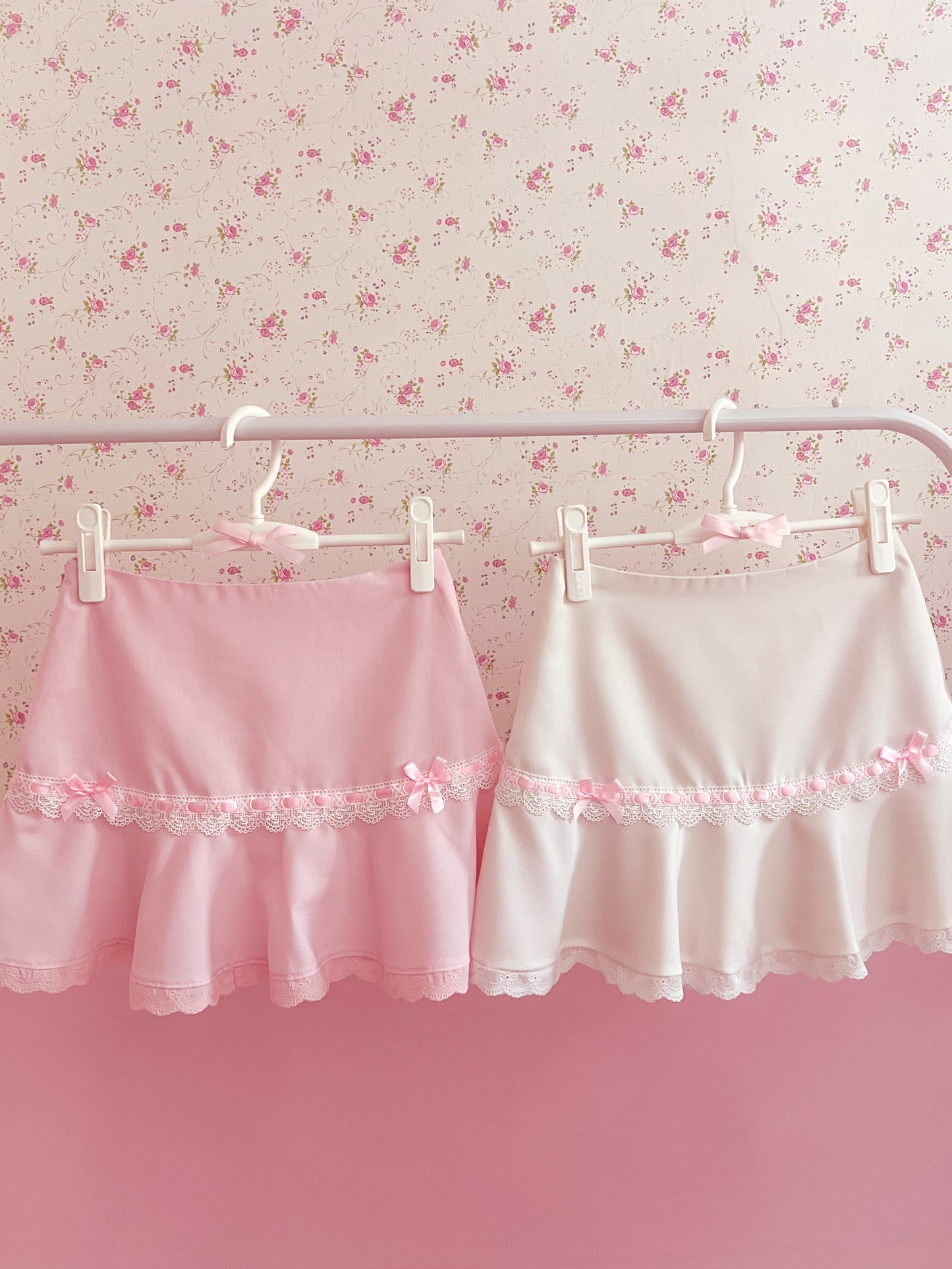 [Preorder] Dollish Darling Skirt in Pink
