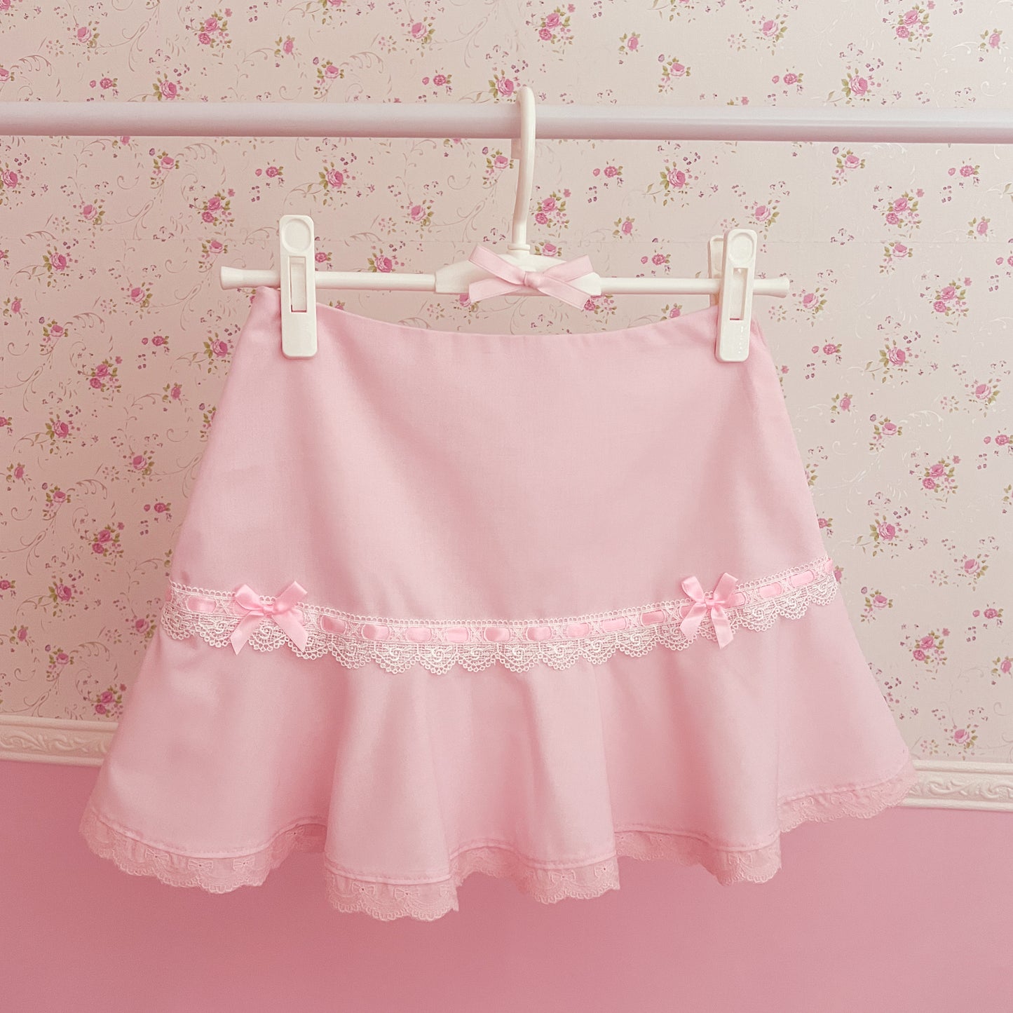 [Preorder] Dollish Darling Skirt in Pink