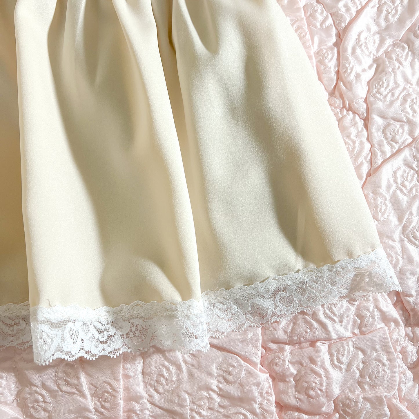 [Preorder] Angel in Bloom Skirt in Beige