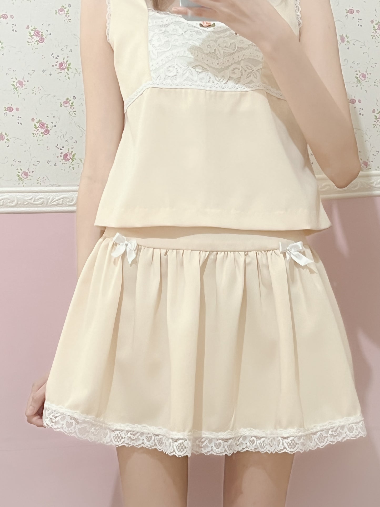 [Preorder] Angel in Bloom Skirt in Beige