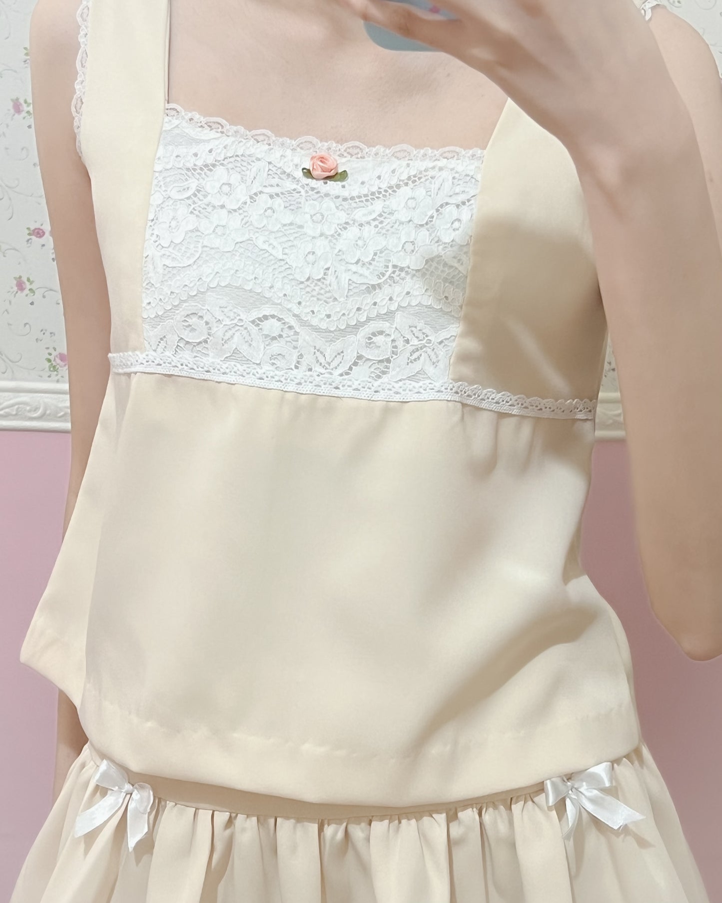 [Preorder] Angel in Bloom Top in Beige